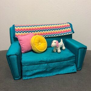 American girl Maryellen’s sofa bed set